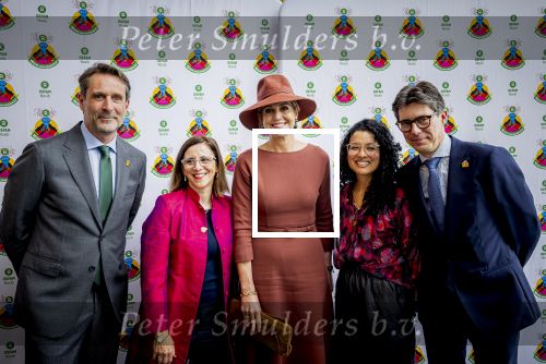 Den Haag 31 maart 2026
Koningin MÃ¡xima is aanwezig bij de viering van het 70-jarig jubileum van Oxfam Novib. De internationale humanitaire organisatie kijkt tijdens de viering vooruit naar de grote, wereldwijde uitdagingen van deze tijd. Koningin MÃ¡xima opent tijdens de bijeenkomst het nieuwe kantoor. Jan v Zanen en Wouter Kolff  ontvangen Maxima . Dolf Jansen