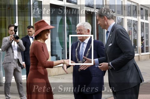 Den Haag 31 maart 2026
Koningin MÃ¡xima is aanwezig bij de viering van het 70-jarig jubileum van Oxfam Novib. De internationale humanitaire organisatie kijkt tijdens de viering vooruit naar de grote, wereldwijde uitdagingen van deze tijd. Koningin MÃ¡xima opent tijdens de bijeenkomst het nieuwe kantoor. Jan v Zanen en Wouter Kolff  ontvangen Maxima