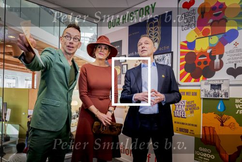 Den Haag 31 maart 2026
Koningin MÃ¡xima is aanwezig bij de viering van het 70-jarig jubileum van Oxfam Novib. De internationale humanitaire organisatie kijkt tijdens de viering vooruit naar de grote, wereldwijde uitdagingen van deze tijd. Koningin MÃ¡xima opent tijdens de bijeenkomst het nieuwe kantoor. Jan v Zanen en Wouter Kolff  ontvangen Maxima . Dolf Jansen