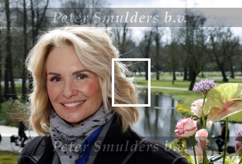 Amsterdam 26 maart 2026
Presentatie Nicolette v Dam in het Vondelcafe . Leontine Ruiters
