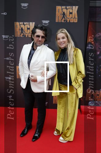Amsterdam 29 maart 2026
Premiere we will rock you in het deLaMar theater . Lucille Werner met haar man