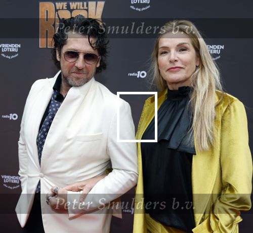 Amsterdam 29 maart 2026
Premiere we will rock you in het deLaMar theater . Lucille Werner met haar man