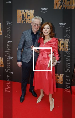 Amsterdam 29 maart 2026
Premiere we will rock you in het deLaMar theater . Marijke Helwegen met haar man harrie