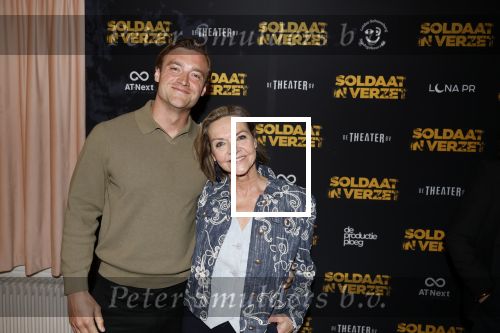 Leiden 31 maart 2026
Premiere Soldaat in verzet in de schouwburg van Leiden. Mariska v Kolck met zoon