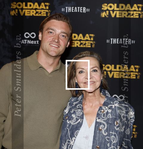 Leiden 31 maart 2026
Premiere Soldaat in verzet in de schouwburg van Leiden. Mariska v Kolck met zoon