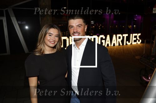 Leidschendam 25 maart 2025
De Bogaartjes hebben een feestje georganiseerd . Aanwezig  Rene Bogaart en zijn vrouw Sandra Bogaart .
Ook Don en Robin , Mitch en Robin Kim en Amisha Joe en Liv Pam en Finn en Opa Bogaart waren aanwezig .