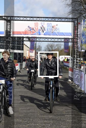 Heerenveen 29 maart 2026
De 10e hollandse 100 in Thialf georganiseerd door oa Prins Bernhard . Zijn moeder Prinses Margriet deed het startschot. Monique des Bouvrie en Otto klein