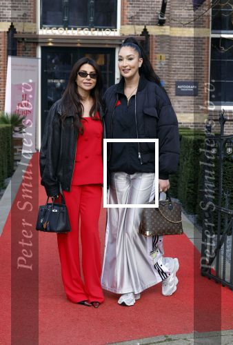Amsterdam 8 maart 2026
Boek presentatie Yesim Candan in het college Hotel. Olcay Gulsen en Soundos