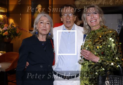 Wassenaar 19 maart 2026
Frank Jansen viert zijn 80 e verjaardag op kasteel Wittenburg . Odilia de Ranitz met haar opvolgster