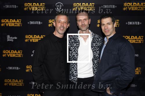 Leiden 31 maart 2026
Premiere Soldaat in verzet in de schouwburg van Leiden. Oren Schrijver en ...