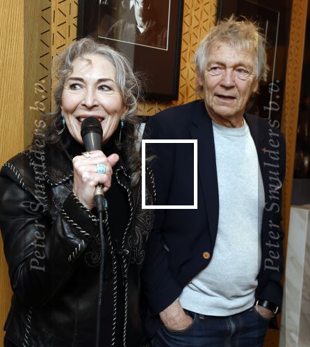 Amsterdam 12 maart 2026
Rinus Gerritsen opent expositie Patricia Steur in hotel Americain.