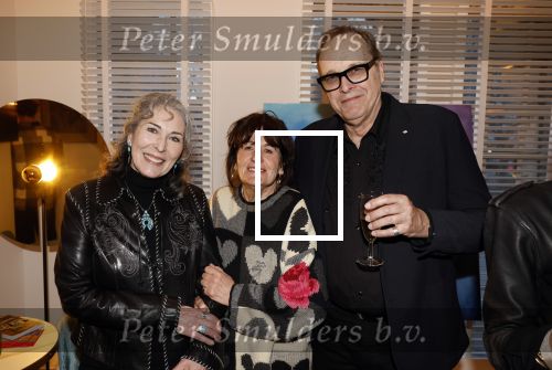 Amsterdam 12 maart 2026
Rinus Gerritsen opent expositie Patricia Steur in hotel Americain. Patricia Steur met partner en Mireille Edelbroek