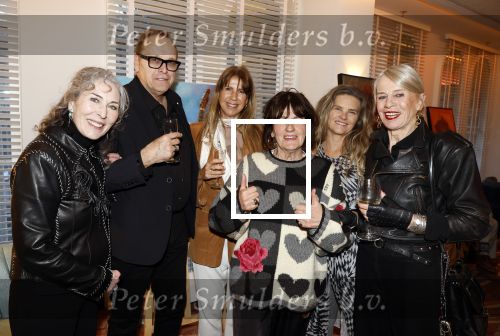 Amsterdam 12 maart 2026
Rinus Gerritsen opent expositie Patricia Steur in hotel Americain. Patricia Steur partner Mireille Edelbroek Isa Hoes en Judith Wiersma
