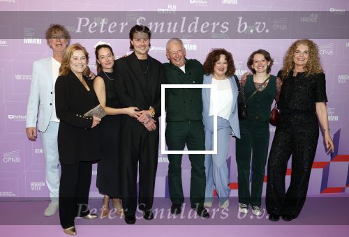 Amsterdam 13 maart 2026
Boekenbal 2026 in de schouwburg van Amsterdam. Peter de Smet kwam met partner kinderen en zijn ex vrouw