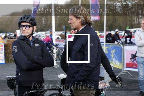 Heerenveen 29 maart 2026
De 10e hollandse 100 in Thialf georganiseerd door oa Prins Bernhard . Zijn moeder Prinses Margriet deed het startschot.
