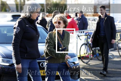 Heerenveen 29 maart 2026
De 10e hollandse 100 in Thialf georganiseerd door oa Prins Bernhard . Zijn moeder Prinses Margriet deed het startschot.