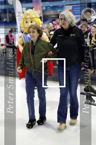 Heerenveen 29 maart 2026
De 10e hollandse 100 in Thialf georganiseerd door oa Prins Bernhard . Zijn moeder Prinses Margriet deed het startschot.