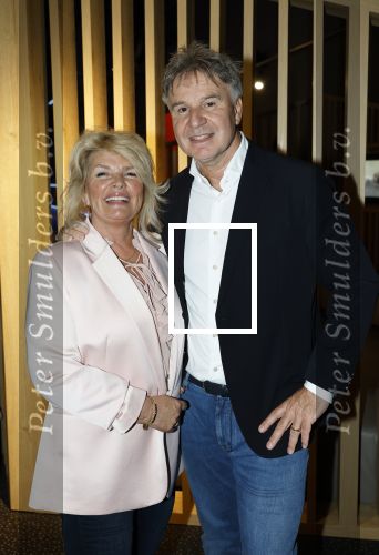 Leidschendam 25 maart 2025
De Bogaartjes hebben een feestje georganiseerd . Aanwezig  Rene Bogaart en zijn vrouw Sandra Bogaart .
Ook Don en Robin , Mitch en Robin Kim en Amisha Joe en Liv Pam en Finn en Opa Bogaart waren aanwezig .
