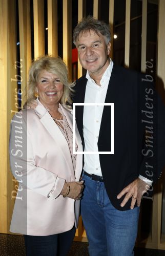 Leidschendam 25 maart 2025
De Bogaartjes hebben een feestje georganiseerd . Aanwezig  Rene Bogaart en zijn vrouw Sandra Bogaart .
Ook Don en Robin , Mitch en Robin Kim en Amisha Joe en Liv Pam en Finn en Opa Bogaart waren aanwezig .