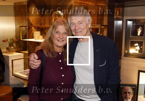 Amsterdam 12 maart 2026
Rinus Gerritsen opent expositie Patricia Steur in hotel Americain. Rinus Gerritsen en Karin Riethoven