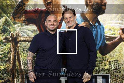 Amsterdam 19 maart 2026
Presentatie Fooytball Island van Videoland . Aanwezig Richard Witschge Wesley Sneijder Ronald de Boer John v t Schip Keesd Kwakman Tom Beugelsdijk Mike Obiku Kevin Blom Kenneth Perez en presentator Frank Evenblij .