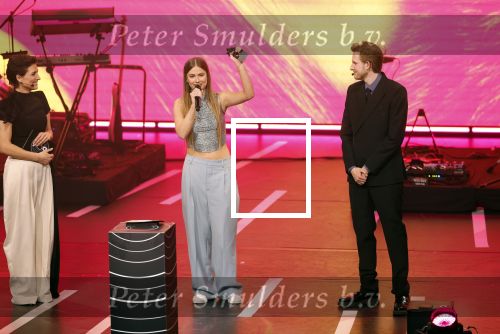 Leusden 9 maart 2026
Uitreiking edisons muziekprijzen bij Afas . 
Roxy Dekker ontvangt de prijs uit handen van haar vriend Koen v Heest
