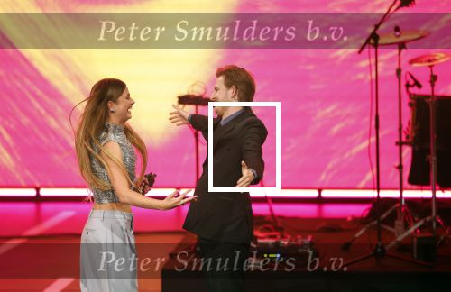 Leusden 9 maart 2026
Uitreiking edisons muziekprijzen bij Afas . 
Roxy Dekker ontvangt de prijs uit handen van haar vriend Koen v Heest