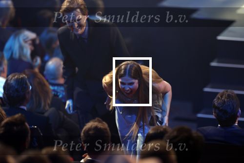 Leusden 9 maart 2026
Uitreiking edisons muziekprijzen bij Afas . 
Roxy Dekker ontvangt de prijs uit handen van haar vriend Koen v Heest