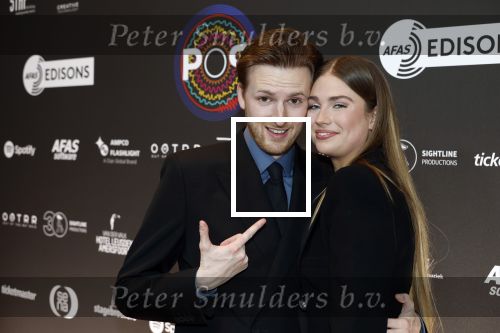 Leusden 9 maart 2026
Uitreiking edisons muziekprijzen bij Afas . 
Roxy Dekker ontvangt de prijs uit handen van haar vriend Koen v Heest