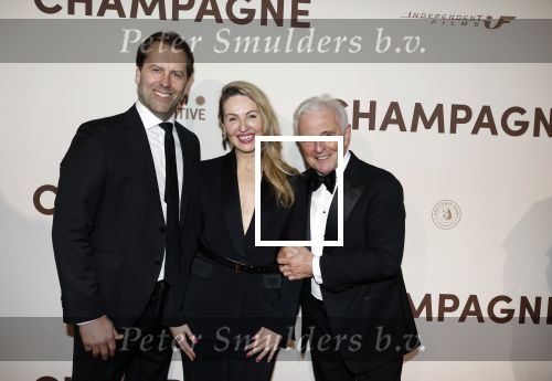 Amsterdam 16 maart 2026
Premiere Champagne met in de hoofdrollen Leo Alkemade Huub Stapel  en Guus Meeuwis . Sander Westerveld en Debby Gerritsen en Huub Stapel