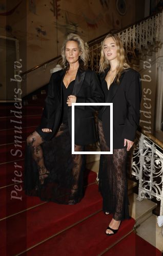 Amsterdam 2 maart 2026
Boekpresentatie Splinter Chabot in de stadsschouwburg van Amsterdam. Top stylist Saskia v d Linden