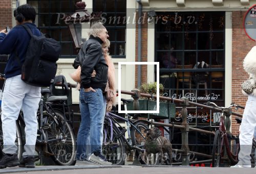 Amsterdam 1 maart 2026
Saskia van Zutphen met haar man in het centrum van Amsterdam
