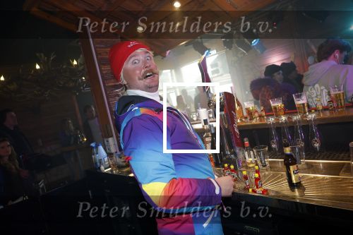 Zoetermeer 6 maart 2026
Bas Smit tijdens de opnames voor een promovideo in SnowWorld. De BN\'er kondigde samen met Wolter Kroes en Wilfred Genee een nieuw evenement aan in de Brabanthallen met de naam Apres ski reunie .