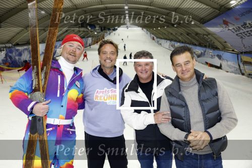 Zoetermeer 6 maart 2026
Bas Smit tijdens de opnames voor een promovideo in SnowWorld. De BN\'er kondigde samen met Wolter Kroes Toni Tiefschnee en Wilfred Genee een nieuw evenement aan in de Brabanthallen met de naam Apres ski reunie .