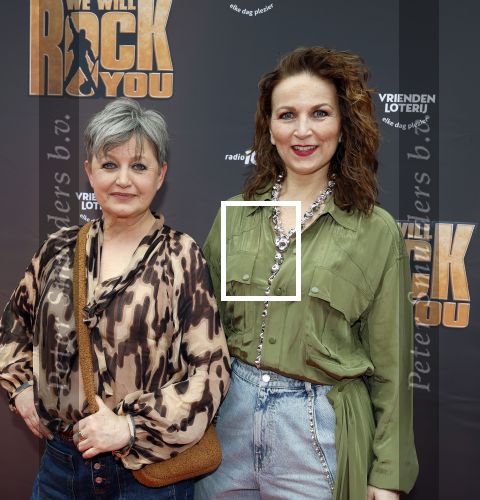 Amsterdam 29 maart 2026
Premiere we will rock you in het deLaMar theater . Vera mann met een kennis
