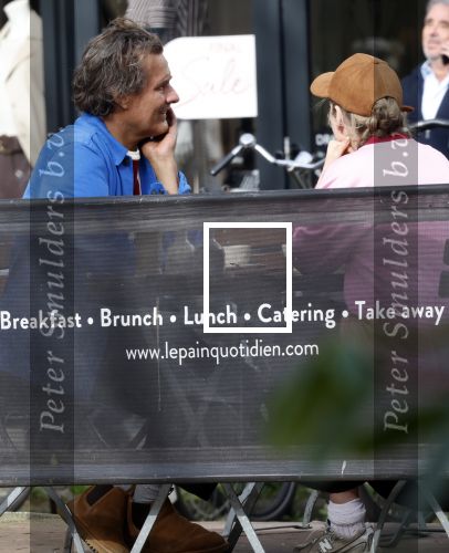 Amsterdam 6 maart 2026
Vincent Croiset en zijn vriendin Tina de Bruin op terras en winkelend in Amsterdam zuid .
