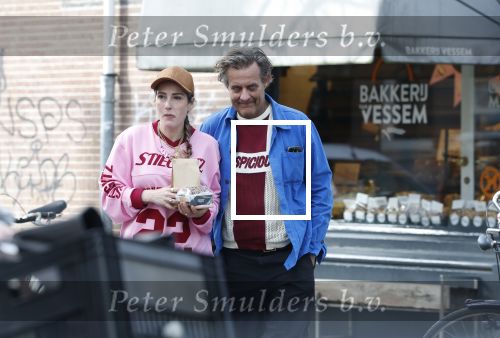 Amsterdam 6 maart 2026
Vincent Croiset en zijn vriendin Tina de Bruin op terras en winkelend in Amsterdam zuid .