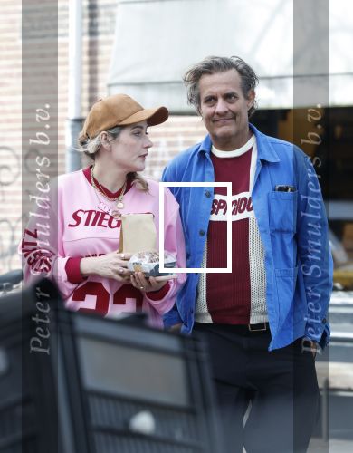 Amsterdam 6 maart 2026
Vincent Croiset en zijn vriendin Tina de Bruin op terras en winkelend in Amsterdam zuid .