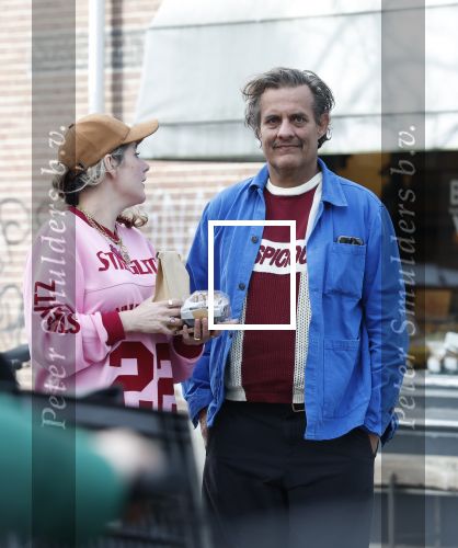 Amsterdam 6 maart 2026
Vincent Croiset en zijn vriendin Tina de Bruin op terras en winkelend in Amsterdam zuid .