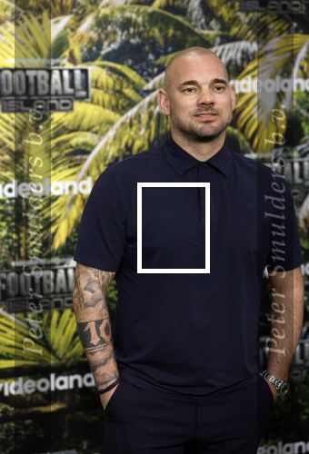 Amsterdam 19 maart 2026
Presentatie Fooytball Island van Videoland . Aanwezig Richard Witschge Wesley Sneijder Ronald de Boer John v t Schip Keesd Kwakman Tom Beugelsdijk Mike Obiku Kevin Blom Kenneth Perez en presentator Frank Evenblij .