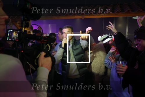 Zoetermeer 6 maart 2026
Bas Smit tijdens de opnames voor een promovideo in SnowWorld. De BN\'er kondigde samen met Wolter Kroes en Wilfred Genee een nieuw evenement aan in de Brabanthallen met de naam Apres ski reunie .