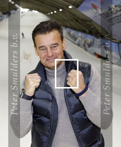 Zoetermeer 6 maart 2026
Bas Smit tijdens de opnames voor een promovideo in SnowWorld. De BN\'er kondigde samen met Wolter Kroes en Wilfred Genee een nieuw evenement aan in de Brabanthallen met de naam Apres ski reunie .