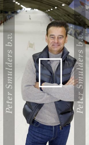 Zoetermeer 6 maart 2026
Bas Smit tijdens de opnames voor een promovideo in SnowWorld. De BN\'er kondigde samen met Wolter Kroes en Wilfred Genee een nieuw evenement aan in de Brabanthallen met de naam Apres ski reunie .