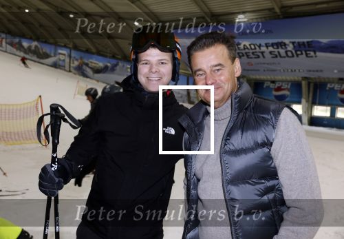 Zoetermeer 6 maart 2026
Bas Smit tijdens de opnames voor een promovideo in SnowWorld. De BN\'er kondigde samen met Wolter Kroes en Wilfred Genee een nieuw evenement aan in de Brabanthallen met de naam Apres ski reunie .