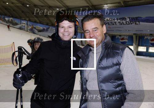 Zoetermeer 6 maart 2026
Bas Smit tijdens de opnames voor een promovideo in SnowWorld. De BN\'er kondigde samen met Wolter Kroes en Wilfred Genee een nieuw evenement aan in de Brabanthallen met de naam Apres ski reunie .