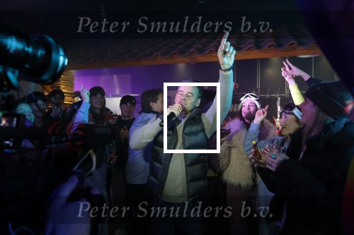Zoetermeer 6 maart 2026
Bas Smit tijdens de opnames voor een promovideo in SnowWorld. De BN\'er kondigde samen met Wolter Kroes en Wilfred Genee een nieuw evenement aan in de Brabanthallen met de naam Apres ski reunie .