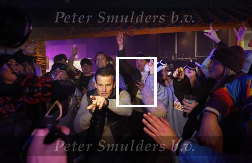 Zoetermeer 6 maart 2026
Bas Smit tijdens de opnames voor een promovideo in SnowWorld. De BN\'er kondigde samen met Wolter Kroes en Wilfred Genee een nieuw evenement aan in de Brabanthallen met de naam Apres ski reunie .