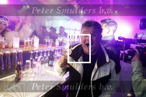 Zoetermeer 6 maart 2026
Bas Smit tijdens de opnames voor een promovideo in SnowWorld. De BN\'er kondigde samen met Wolter Kroes en Wilfred Genee een nieuw evenement aan in de Brabanthallen met de naam Apres ski reunie .