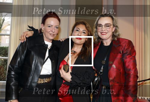 Amsterdam 8 maart 2026
Boek presentatie Yesim Candan in het college Hotel.