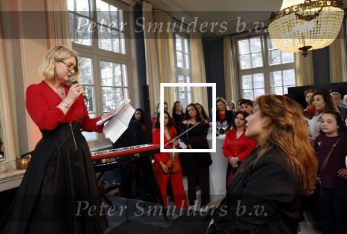 Amsterdam 8 maart 2026
Boek presentatie Yesim Candan in het college Hotel.